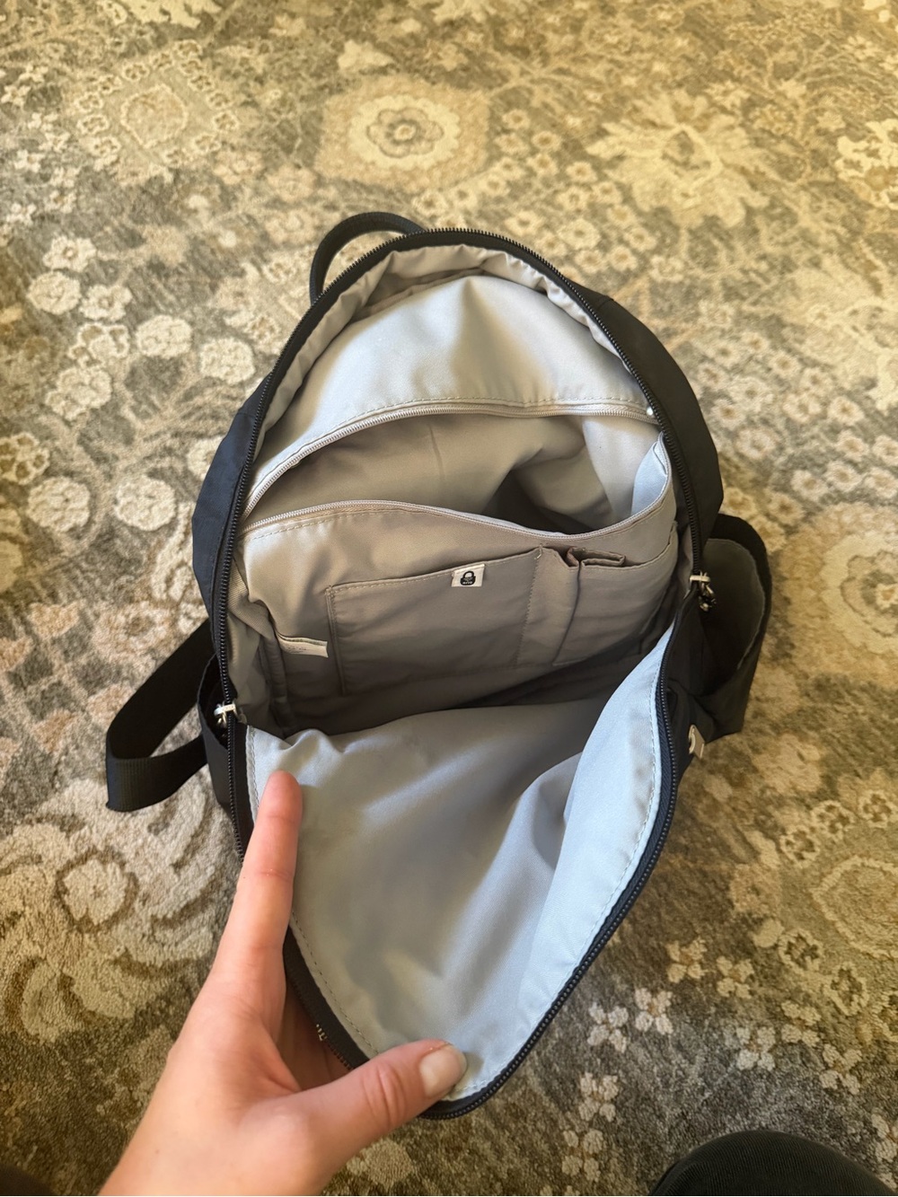 Baggallini Compact Everyday Backpack - Picture 4 of 4